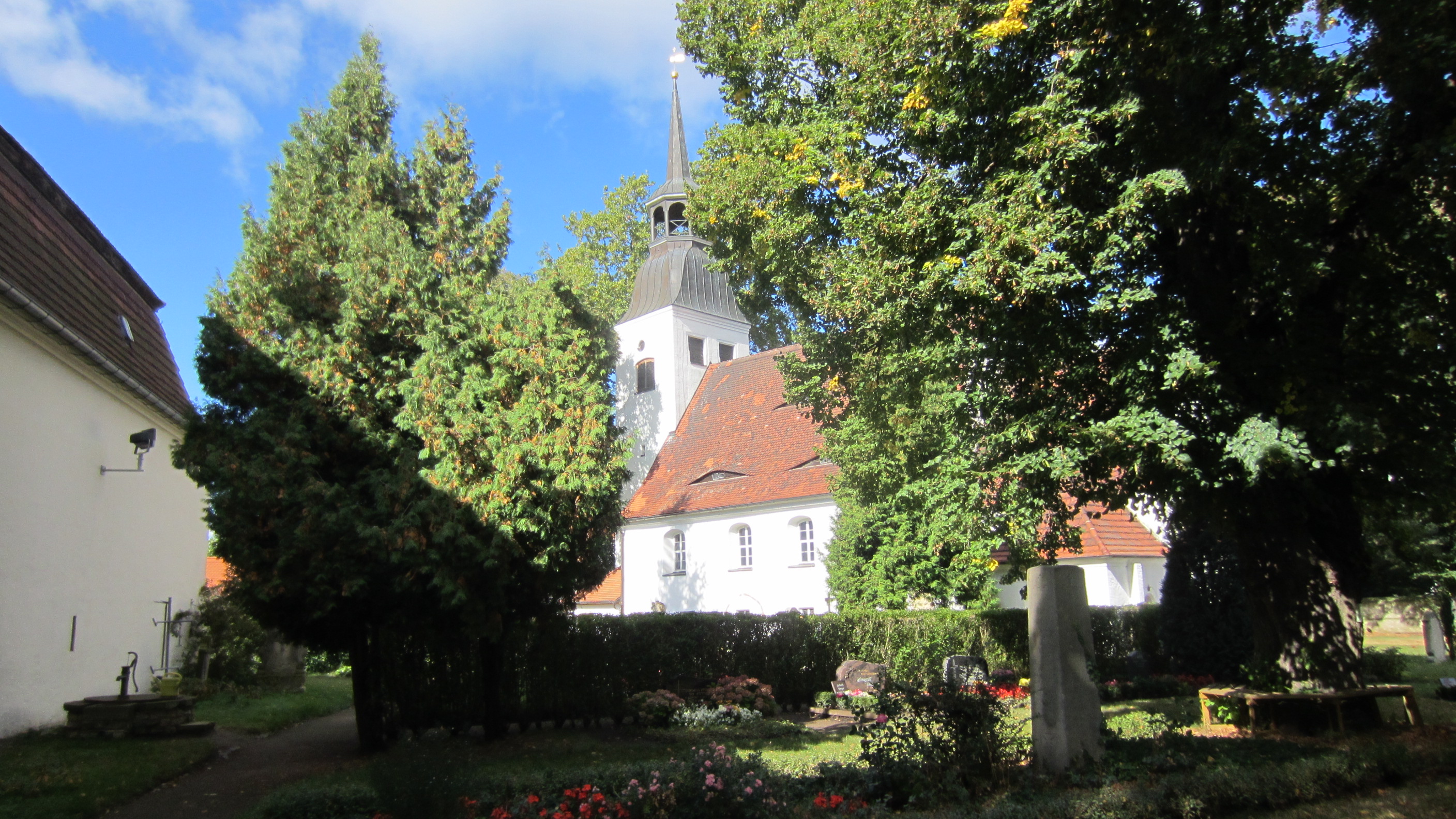 Gottesdienst mit Totengedenken in Lorenzkirch